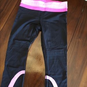 Lululemon crop workout pants